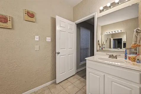 4231 Flora Drive Pasadena TX 77505