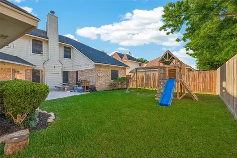 4231 Flora Drive Pasadena TX 77505