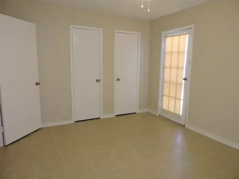 17401 Red Oak Drive 104 Houston TX 77090