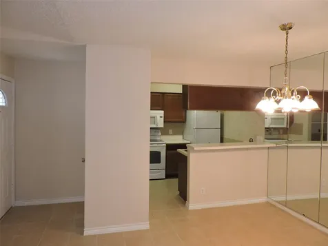 17401 Red Oak Drive 104 Houston TX 77090