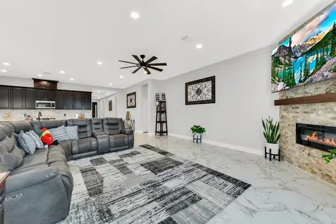 5414 Huepers Street Alvin TX 77511