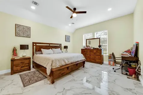 5414 Huepers Street Alvin TX 77511