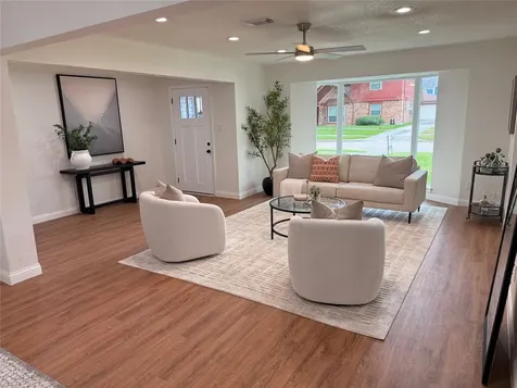 3303 Freshmeadows Drive Houston TX 77063