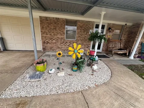 101 Vickie Lane Shepherd TX 77371