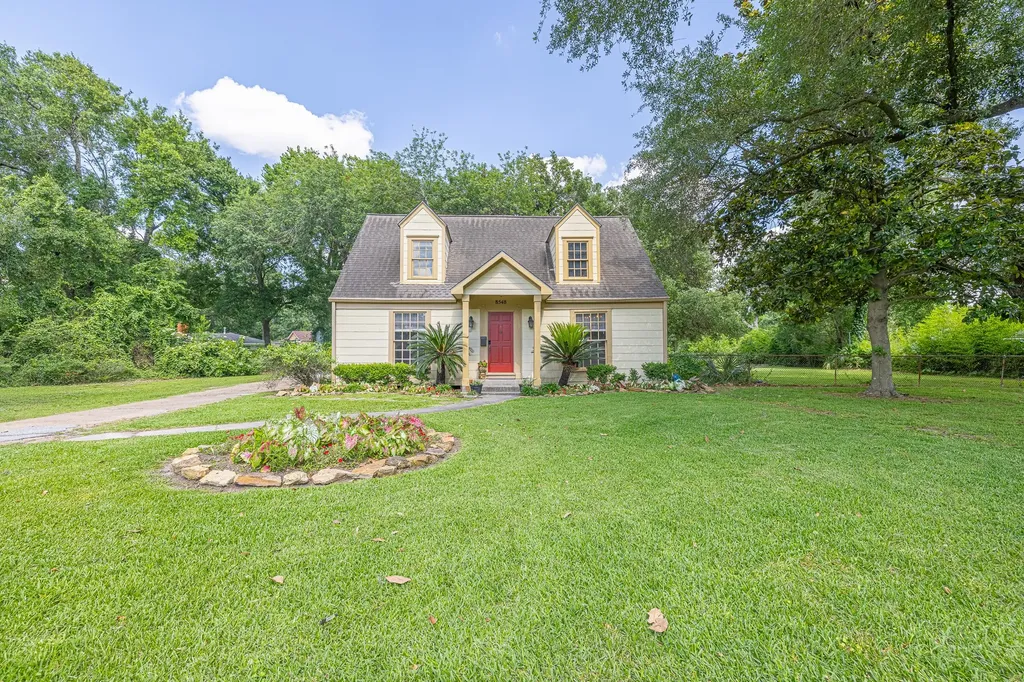 8548 Findlay Street Houston TX 77017