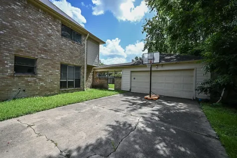 11811 Braesridge Drive Houston TX 77071