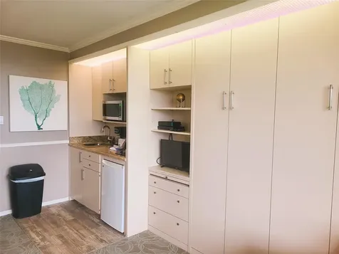 5220 Seawall Boulevard 437c Galveston TX 77551