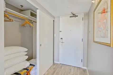 5220 Seawall Boulevard 437c Galveston TX 77551