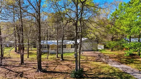4484 Grand Oaks Drive Willis TX 77378