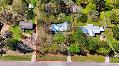 4484 Grand Oaks Drive Willis TX 77378