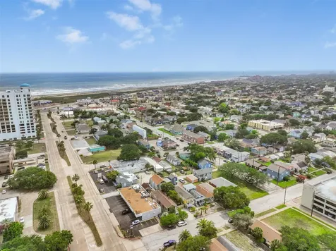 611 Church Street Galveston TX 77550