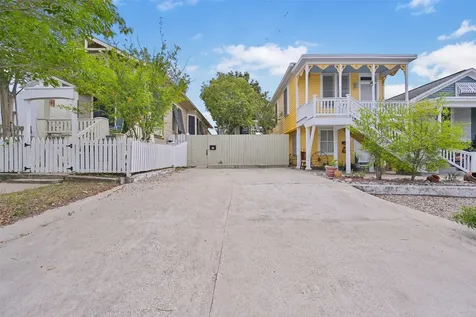 611 Church Street Galveston TX 77550