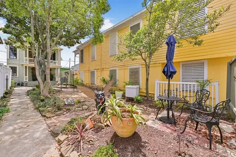 611 Church Street Galveston TX 77550