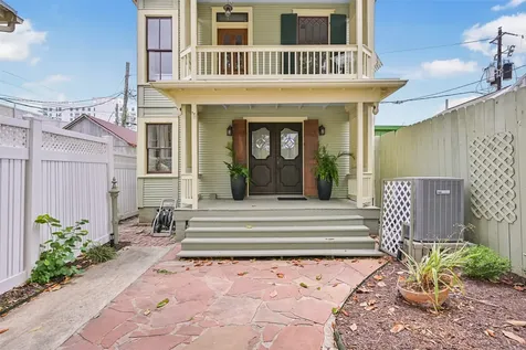 611 Church Street Galveston TX 77550