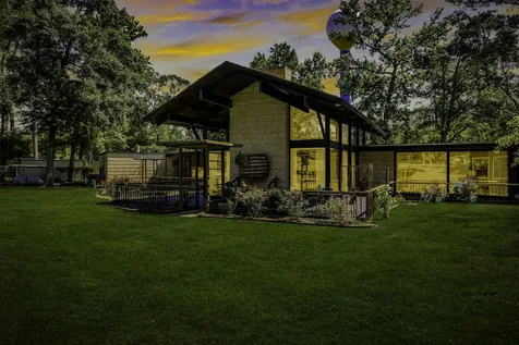 146 Billandrea Lane Panorama Village TX 77304