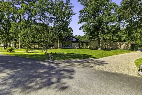 146 Billandrea Lane Panorama Village TX 77304