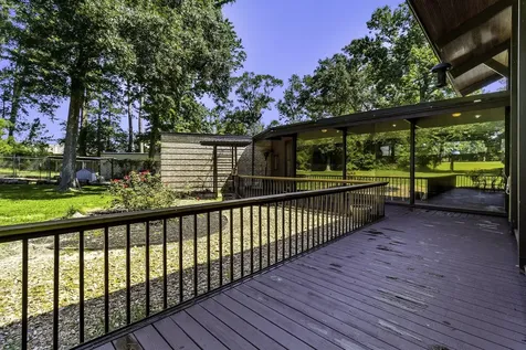 146 Billandrea Lane Panorama Village TX 77304