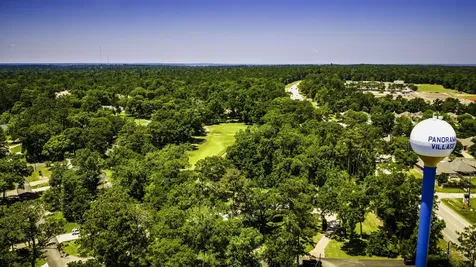 146 Billandrea Lane Panorama Village TX 77304
