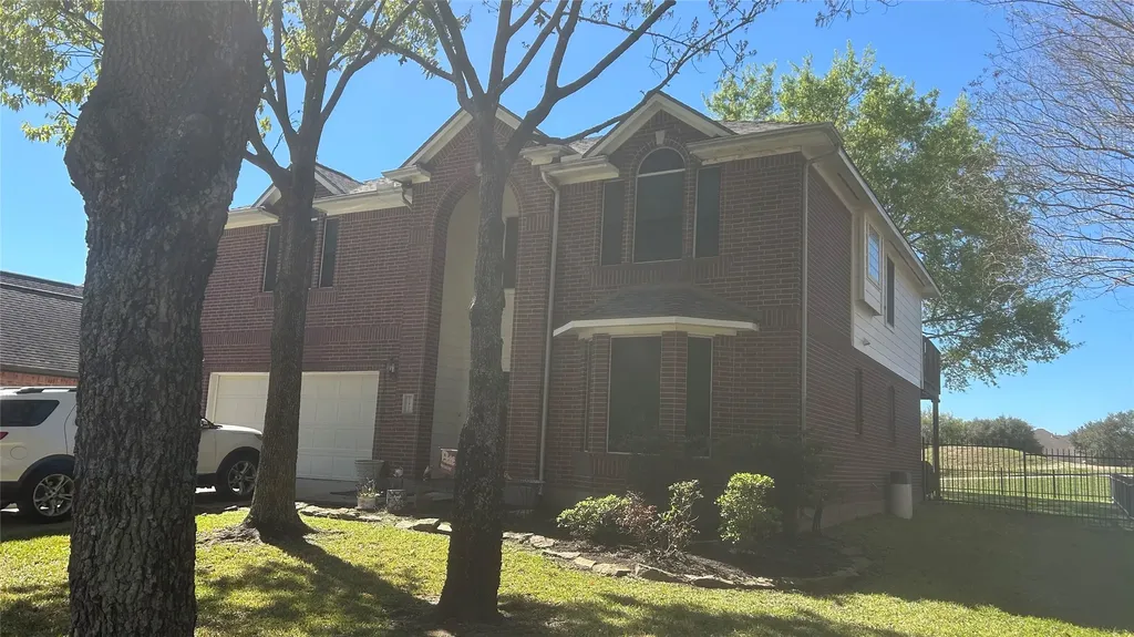 11927 Canyon Mills Drive Houston TX 77095