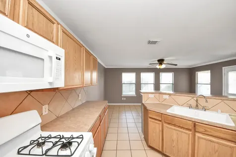 19042 Remington Mill Drive Houston TX 77073