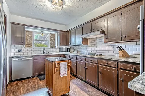 2310 Brooktree Drive Houston TX 77008