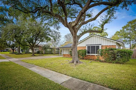10319 Old Orchard Road La Porte TX 77571