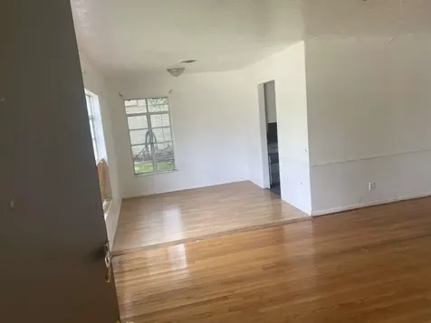 121 W Riverwood Drive Houston TX 77076
