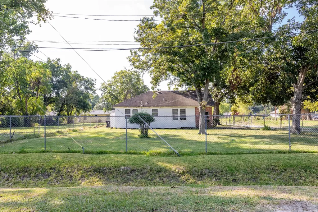 9010 Wheatley Street Houston TX 77088