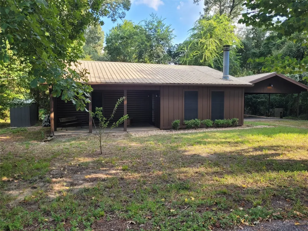 16 Connor Lane Huntsville TX 77320