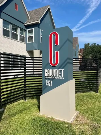 1924 Calumet 202 Houston TX 77004