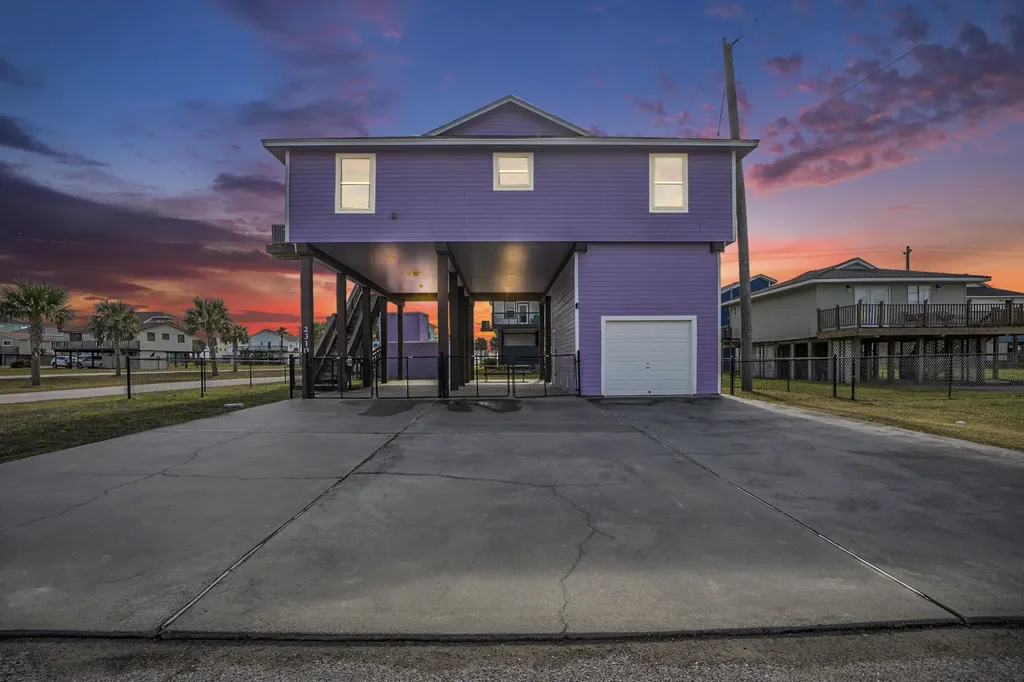 23101 Camino Street Galveston TX 77554