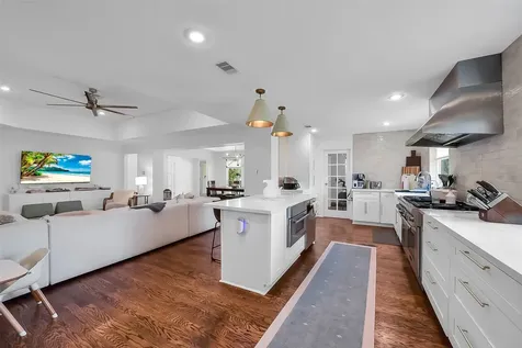 2503 Stoney Brook Drive Houston TX 77063