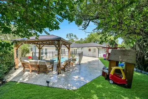2503 Stoney Brook Drive Houston TX 77063