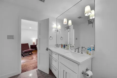 2503 Stoney Brook Drive Houston TX 77063