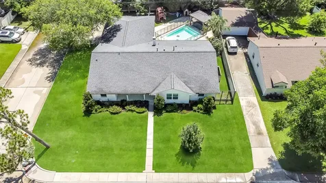 2503 Stoney Brook Drive Houston TX 77063
