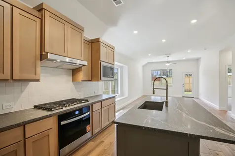 16542 Cub Creek Court Conroe TX 77302