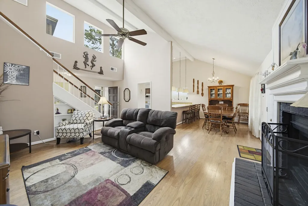 2610 Indian Trail Deer Park TX 77536