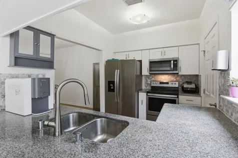 12625 Memorial Drive 51 Houston TX 77024