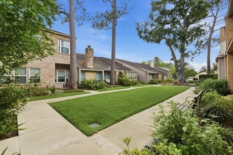 12625 Memorial Drive 51 Houston TX 77024
