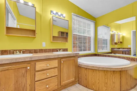 16352 Crockett Crossing Conroe TX 77303