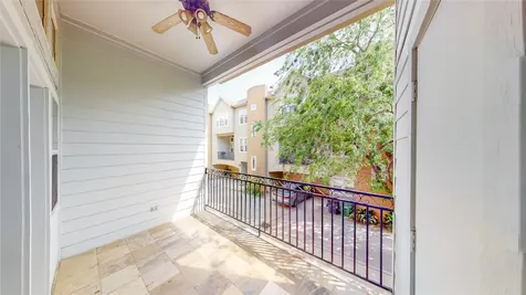 5843 Petty Street C Houston TX 77007