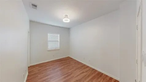 5843 Petty Street C Houston TX 77007