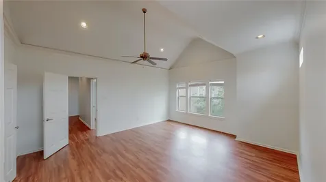 5843 Petty Street C Houston TX 77007