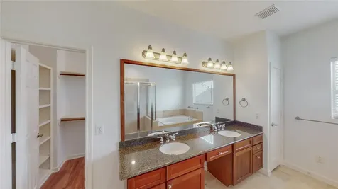 5843 Petty Street C Houston TX 77007