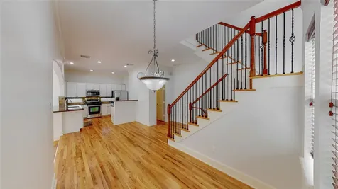 5843 Petty Street C Houston TX 77007