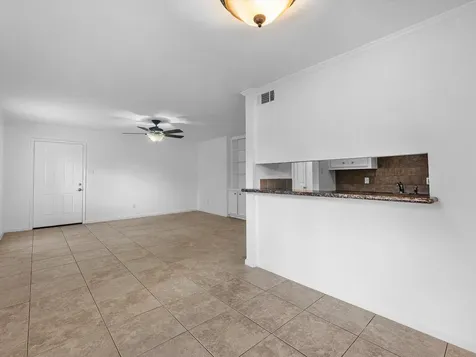 6402 Del Monte Drive 46 Houston TX 77057