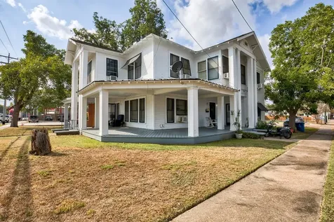158 E Colorado La Grange TX 78945