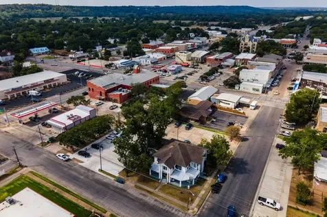 158 E Colorado La Grange TX 78945