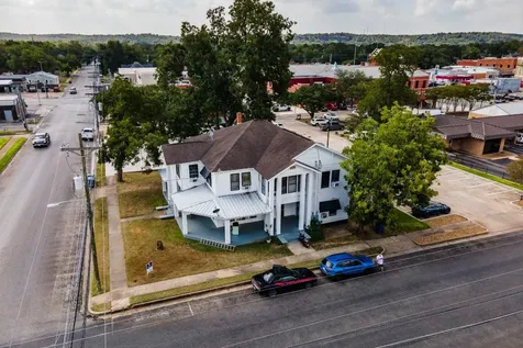 158 E Colorado La Grange TX 78945