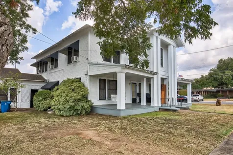 158 E Colorado La Grange TX 78945
